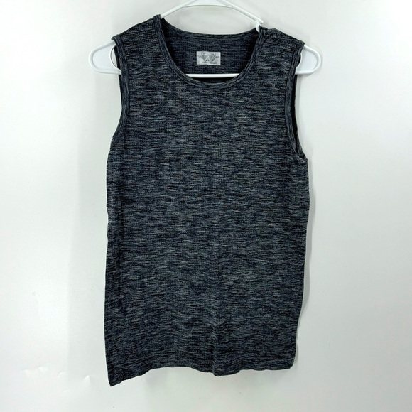 Athleta Athletic Sleeveless Shirt - Picture 3 of 7